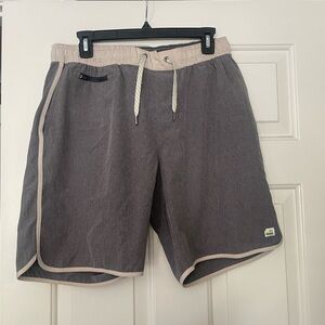 Vuori Charcoal Shorts with Beige Trim